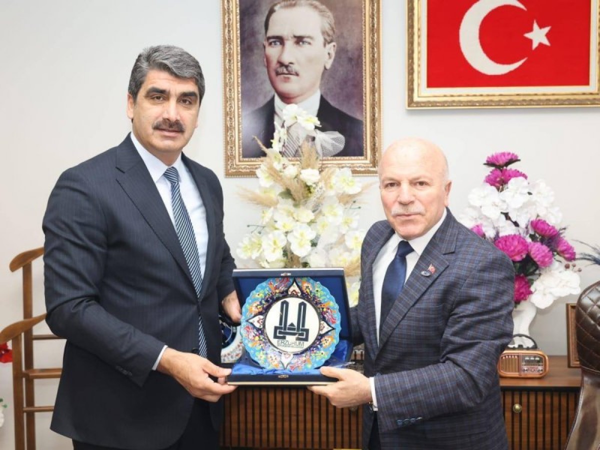 ERZURUM BÜYÜKŞEHİR BELEDİYE BAŞKANIMIZ SN. MEHMET SEKMEN\'İN İLÇEMİZE ZİYARETİ