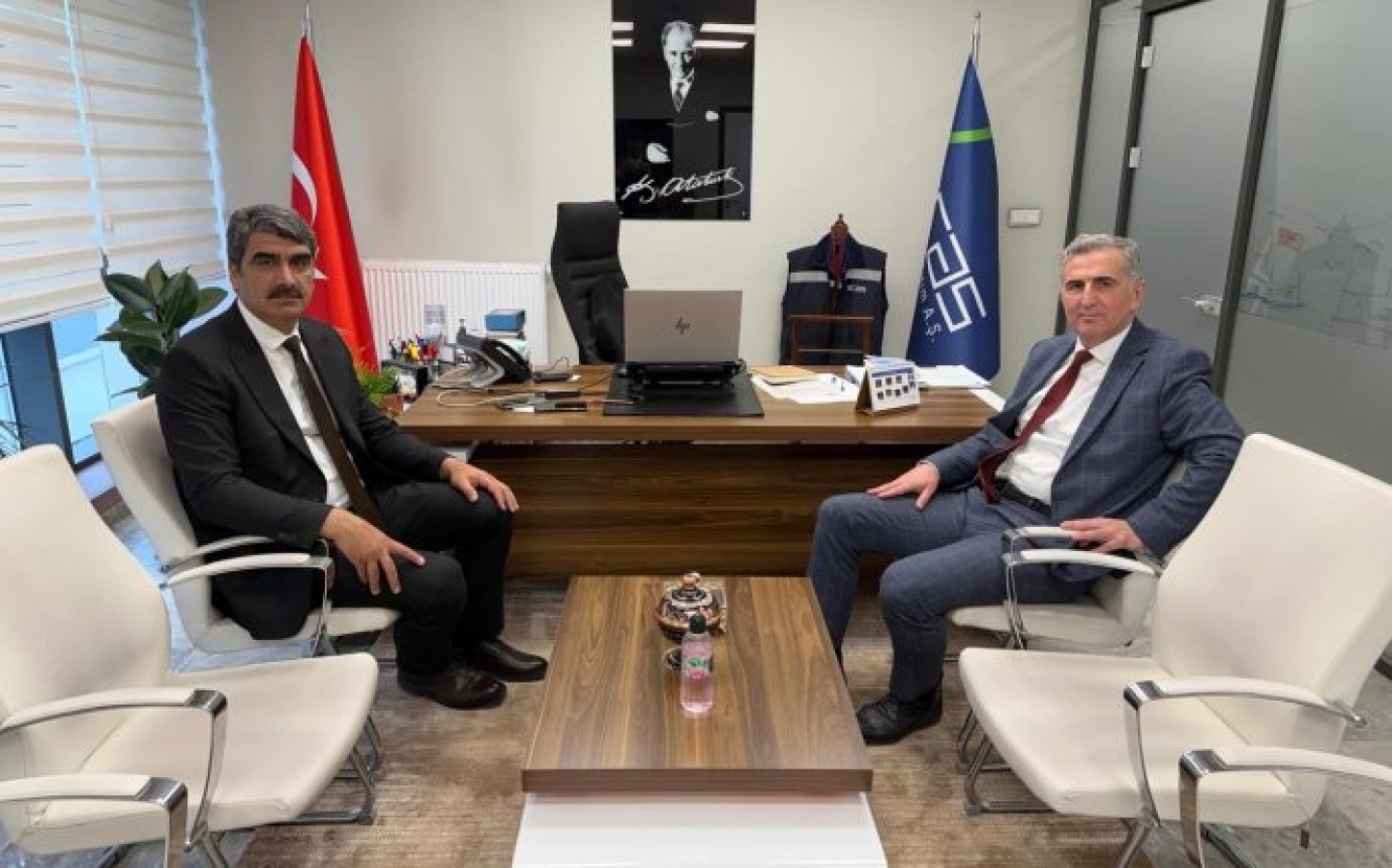 Aras Erzurum İl Müdürü sayın Ahmet Atmaca’yı Makamında Ziyaret Ettik.