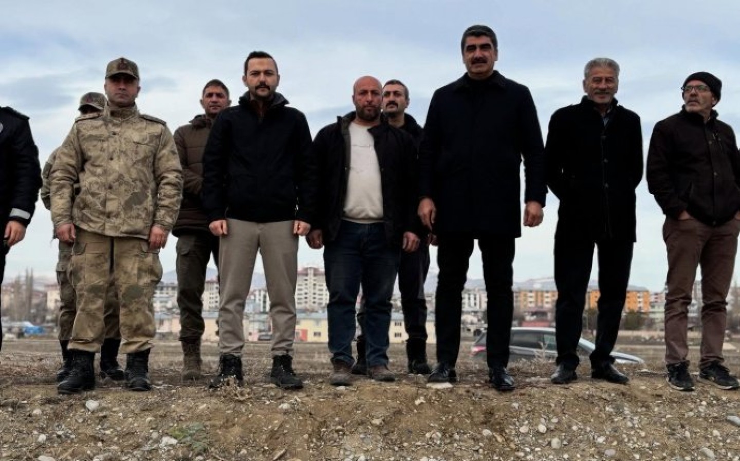 Aşkale 3 Mart Atlı Spor Kulübü ile Uzmanlar Atlı Spor Kulübü Arasında Oynanan Cirit Müsabakasına İlçe Kaymakamımız Sayın Emre Oğuztürk kurum amirleri ile birlikte katılım sağladık..