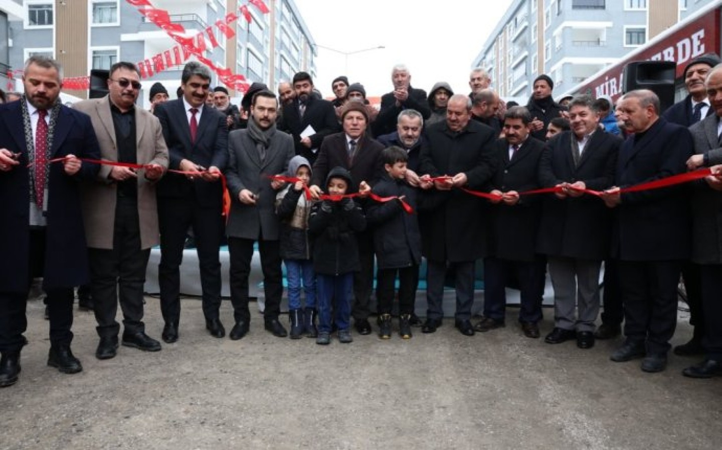 AŞKALE HALK PAZARI \'MIZIN AÇILIŞINI GERÇEKLEŞTİRDİK.