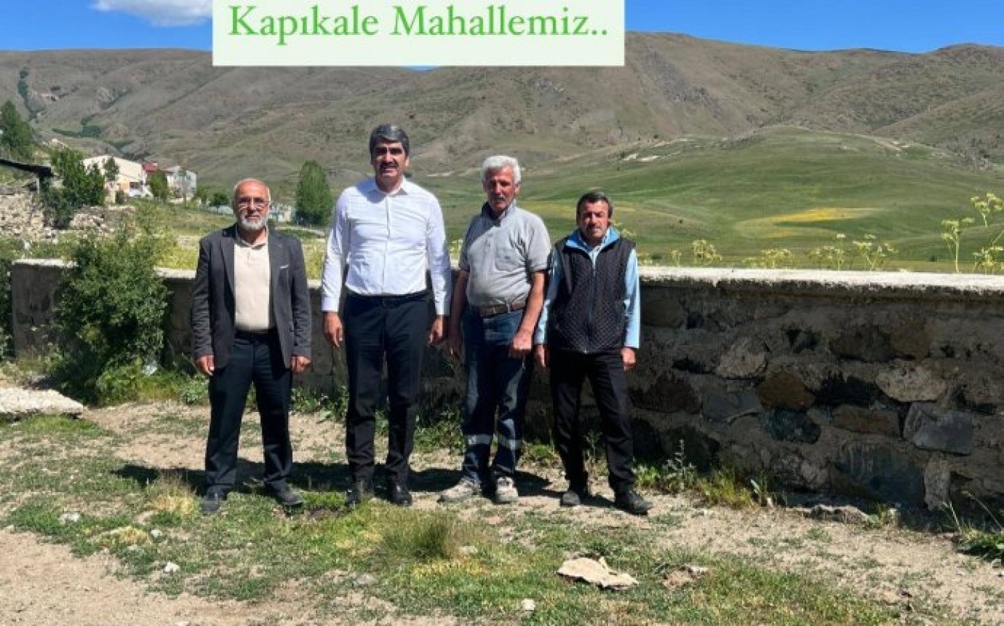 Kapıkale Mahallemizde Yapılan Çalışmalarımızı Yerinde inceledik. Muhtarlarımıza Vatandaşlarımıza Alakalarından Dolayı Teşekkür Ederim.