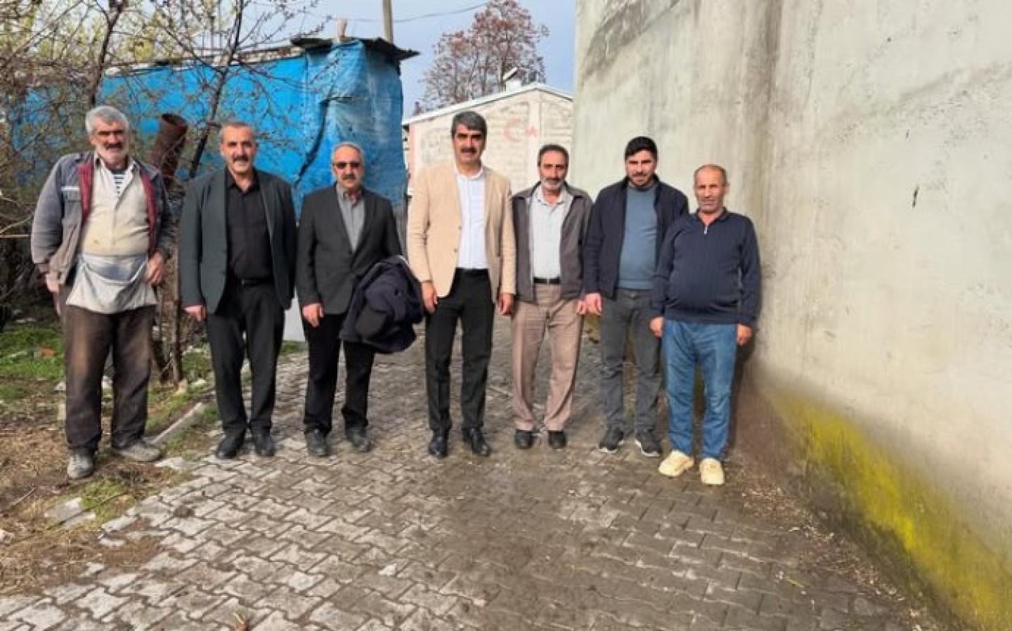 Meclis Üyelerimiz ile birlikte Küçükova Mahallemizi Ziyaret Ederek Vatandaşlarımızla Bir Araya Geldik